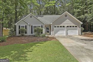 518 Longwood Ln - Photo 1 of 1