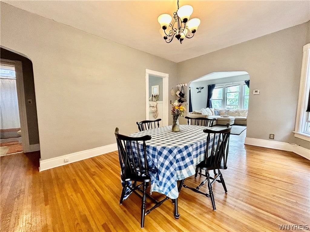 123 Highland Ave - Photo 4 of 11