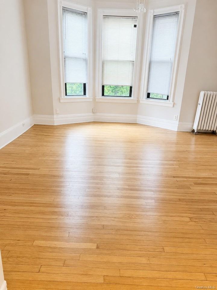 3216 31st Ave - Photo 6 of 8