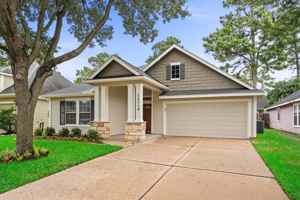 featured image of 12719 Hart Hollow Ln