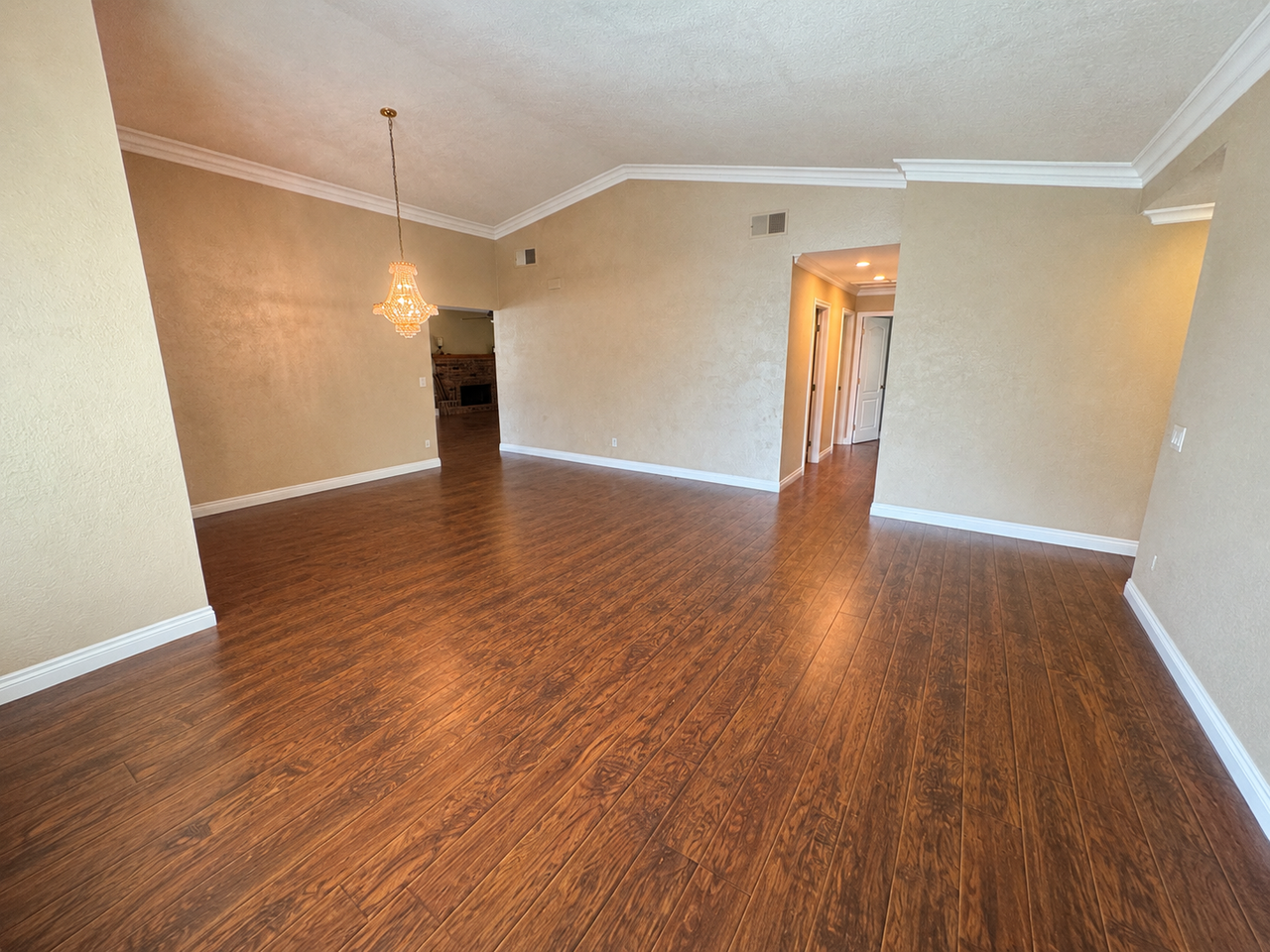 606 Pinecrest Ln #1 - Photo 3 of 14