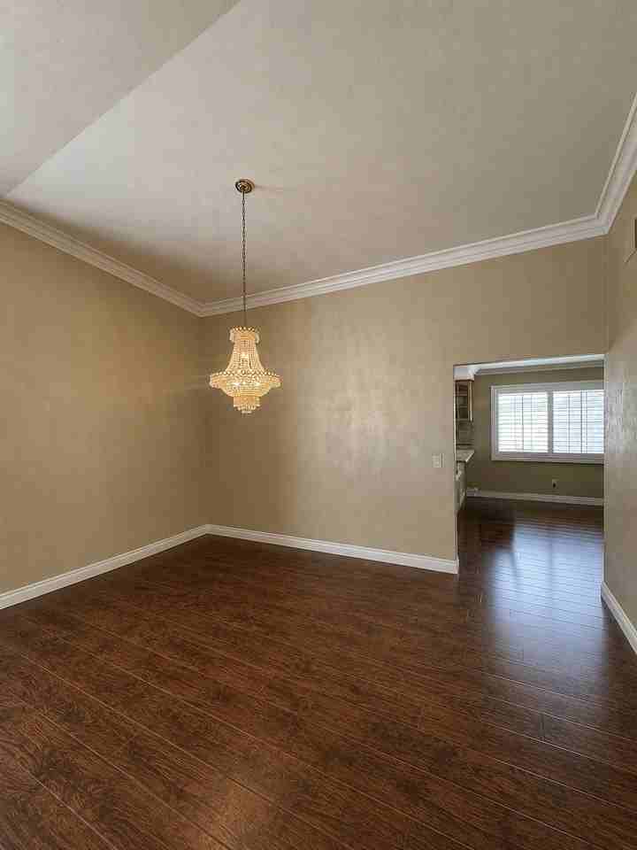606 Pinecrest Ln #1 - Photo 4 of 14