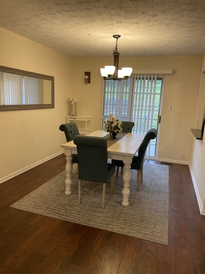 4112 Silver Park Ter #1 - Photo 3 of 20
