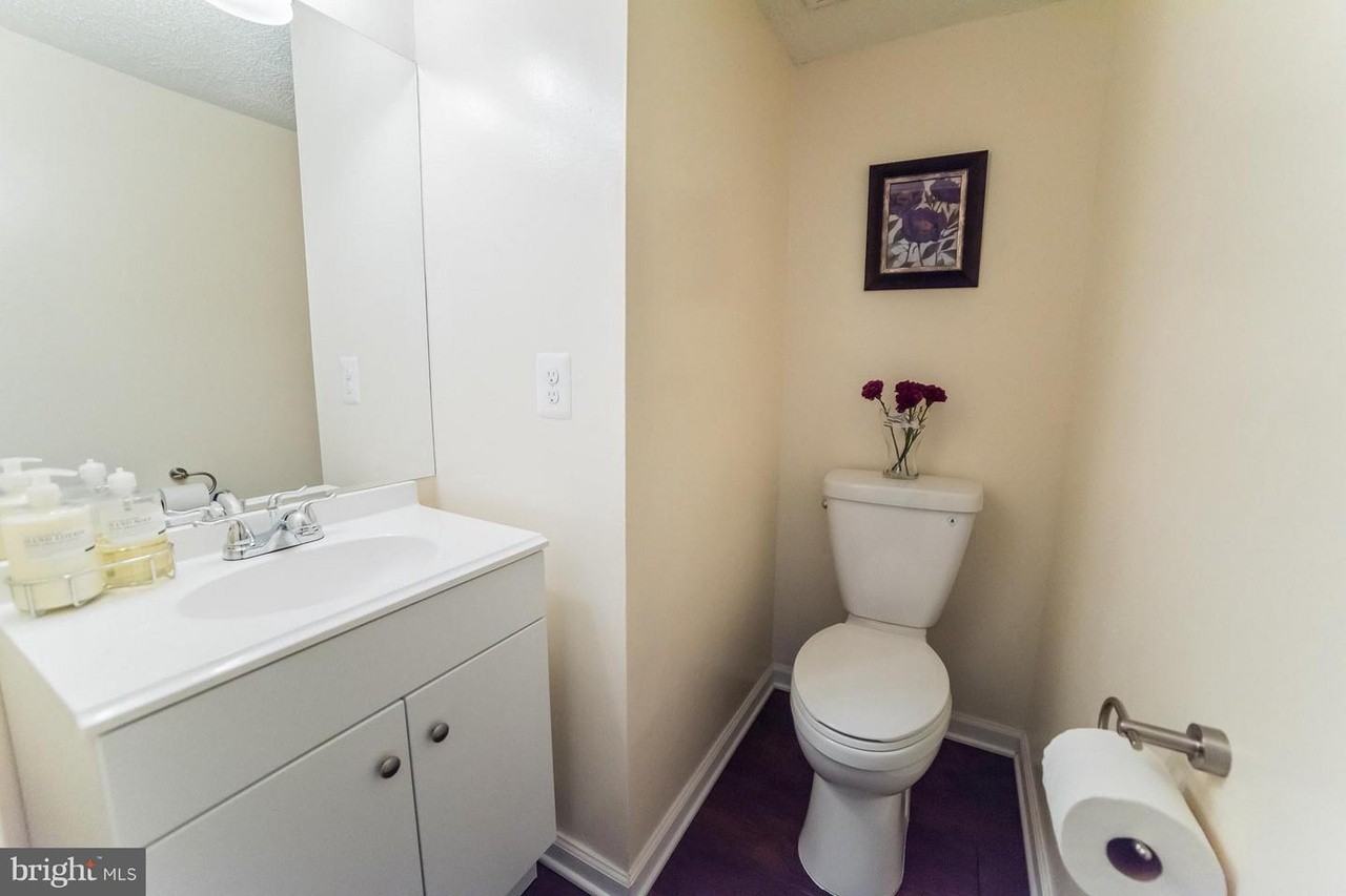 4112 Silver Park Ter #1 - Photo 6 of 20