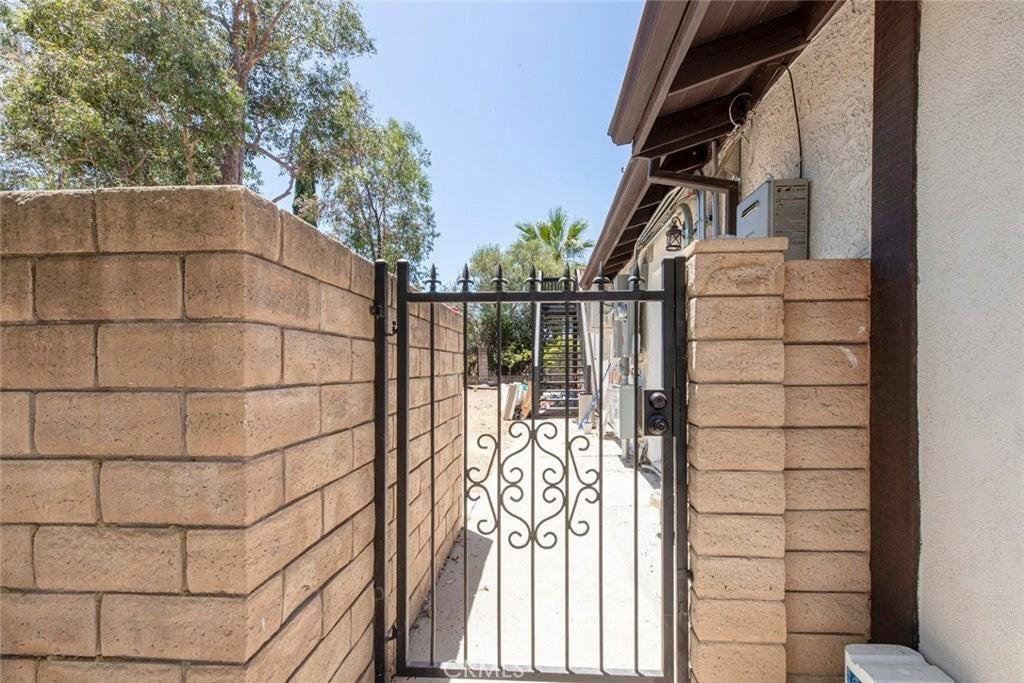 13473 Mission Tierra Way - Photo 2 of 8