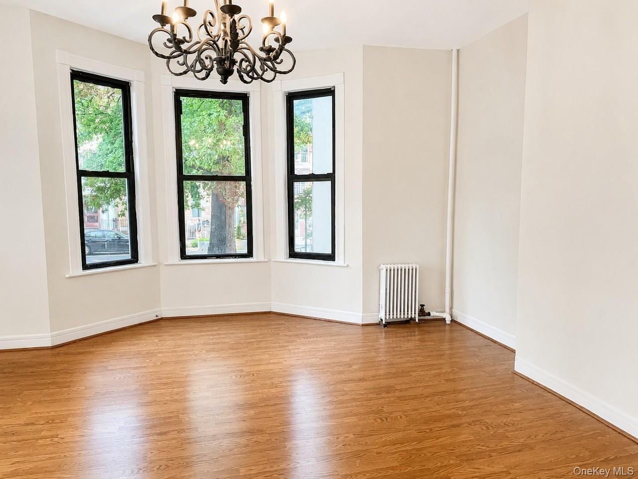 3216 31st Ave - Photo 5 of 6