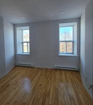 2480 Sainte Catherine Est - Photo 1 of 1