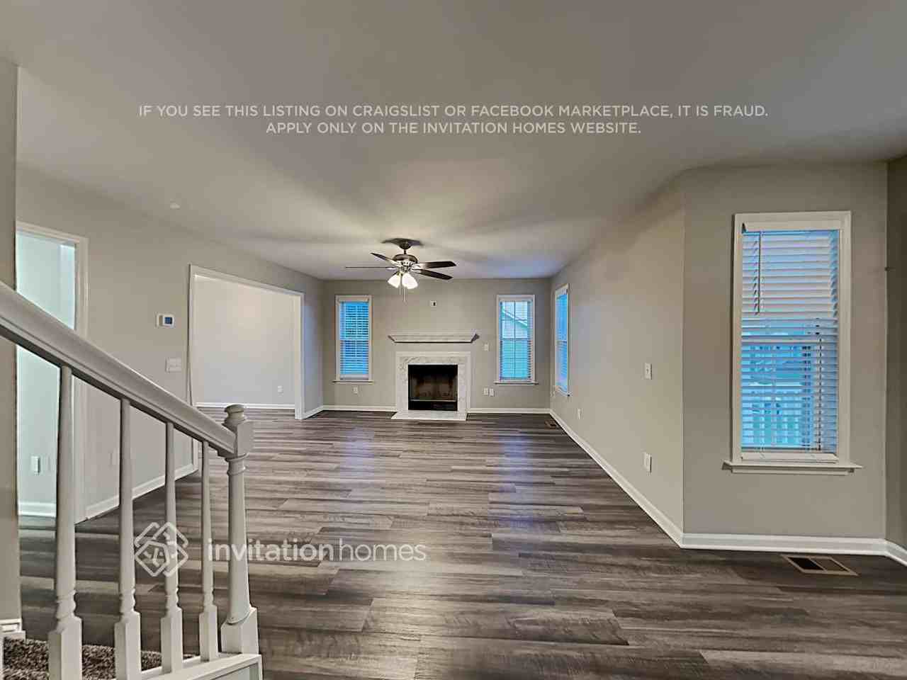 4428 Moss Spring Dr - Photo 4 of 18