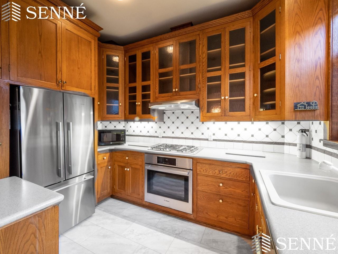 218 Commonwealth Ave #2 - Photo 4 of 27