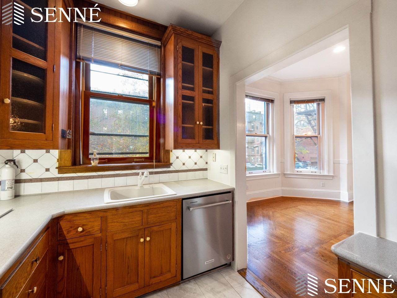 218 Commonwealth Ave #2 - Photo 5 of 27