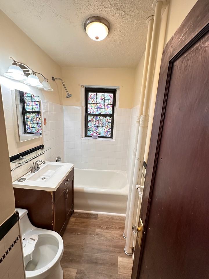 Pleasant St #17 - Photo 3 of 8