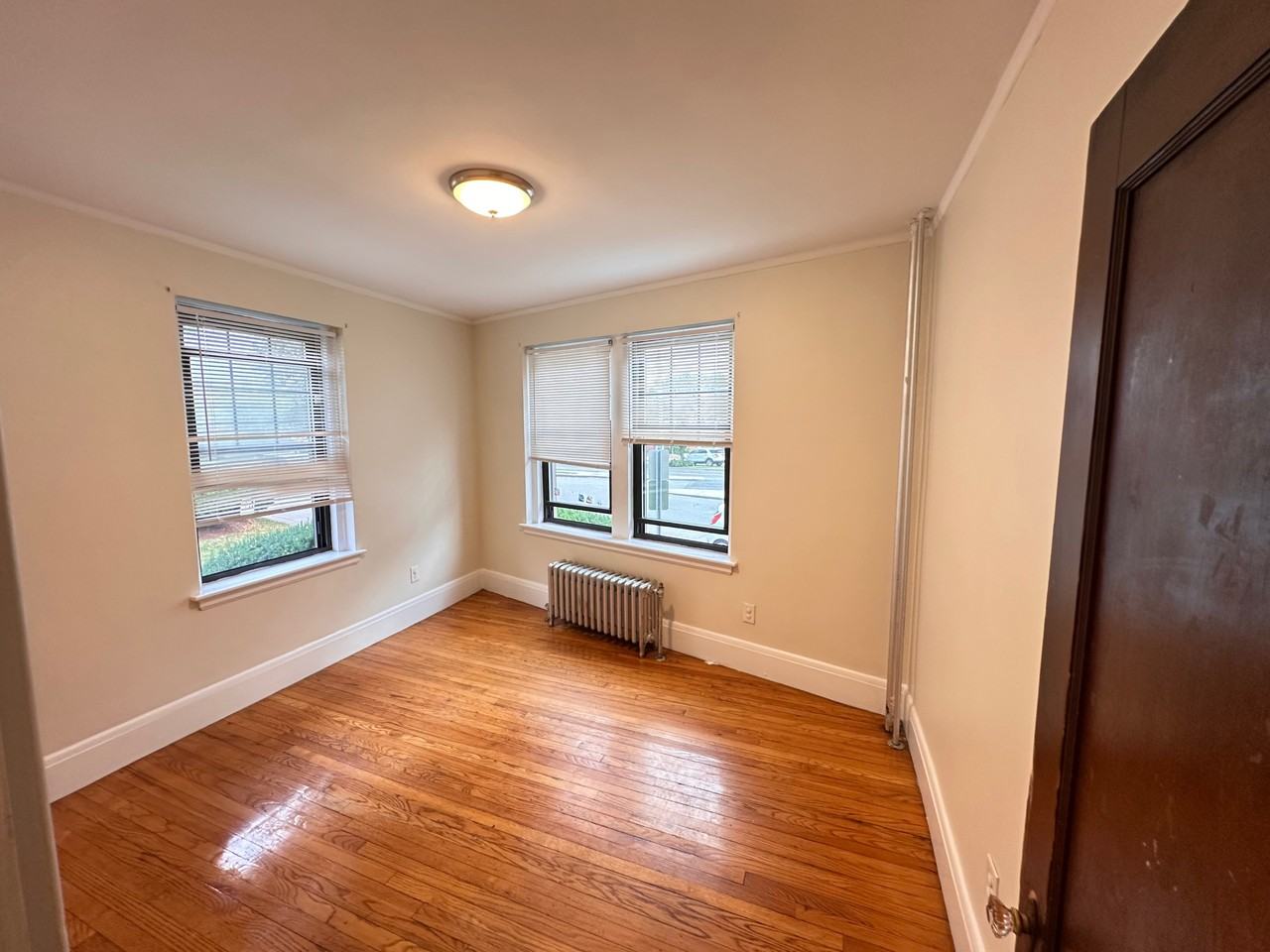 Pleasant St #17 - Photo 6 of 8