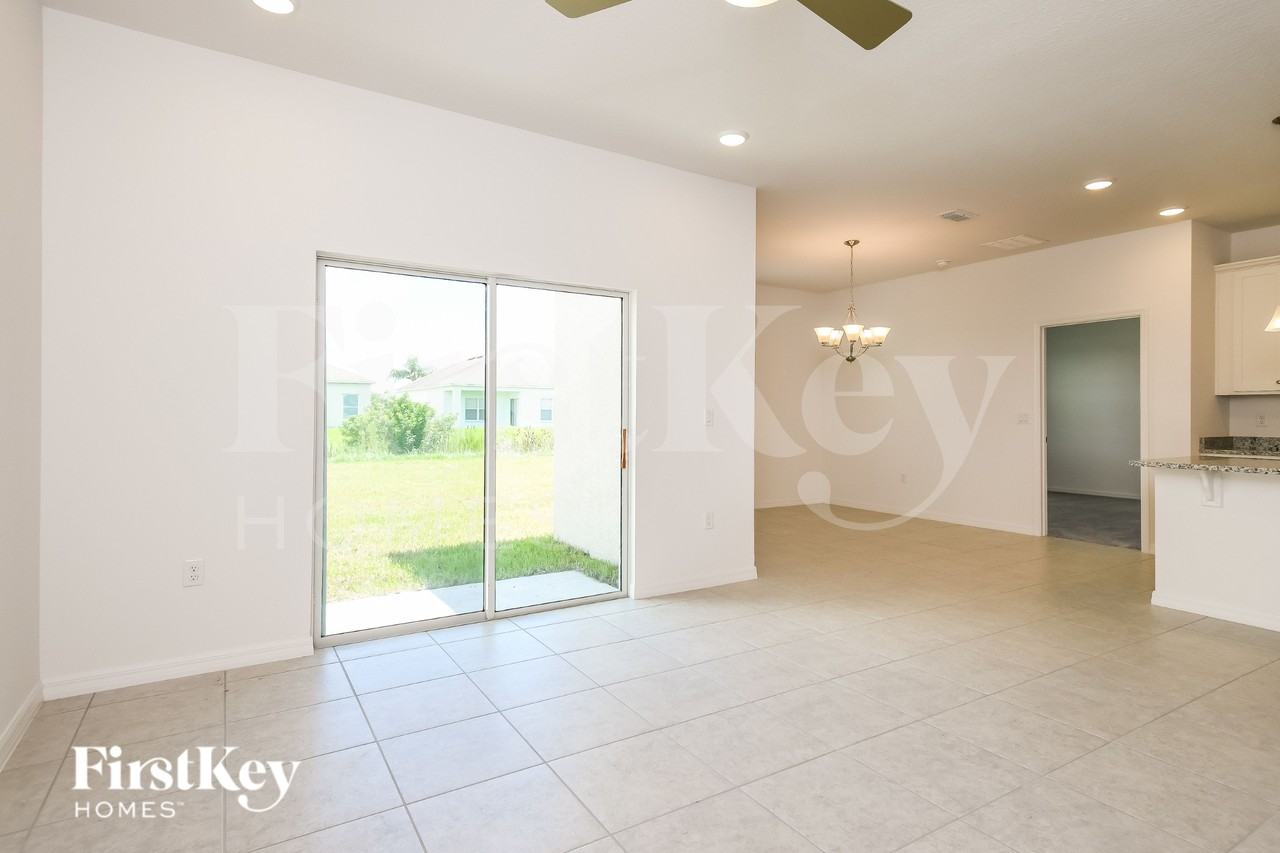 1140 Spokane Pt - Photo 4 of 16