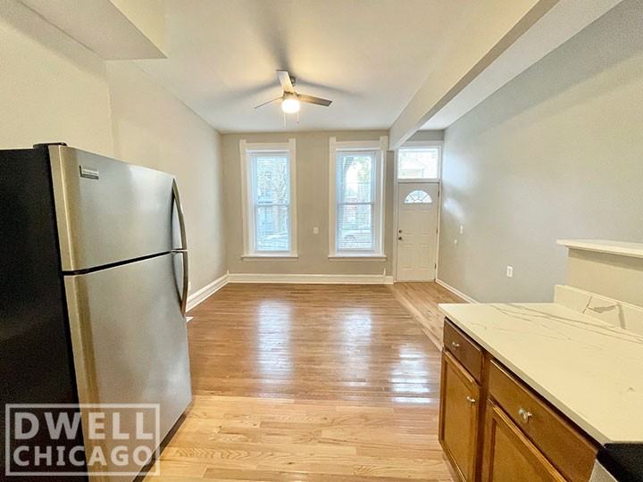 1152 W 17th St #1F - Photo 4 of 21