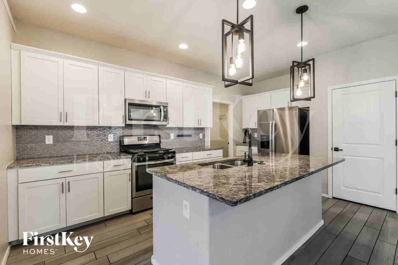 7436 S Via Plaza Del Maya - Photo 4 of 16