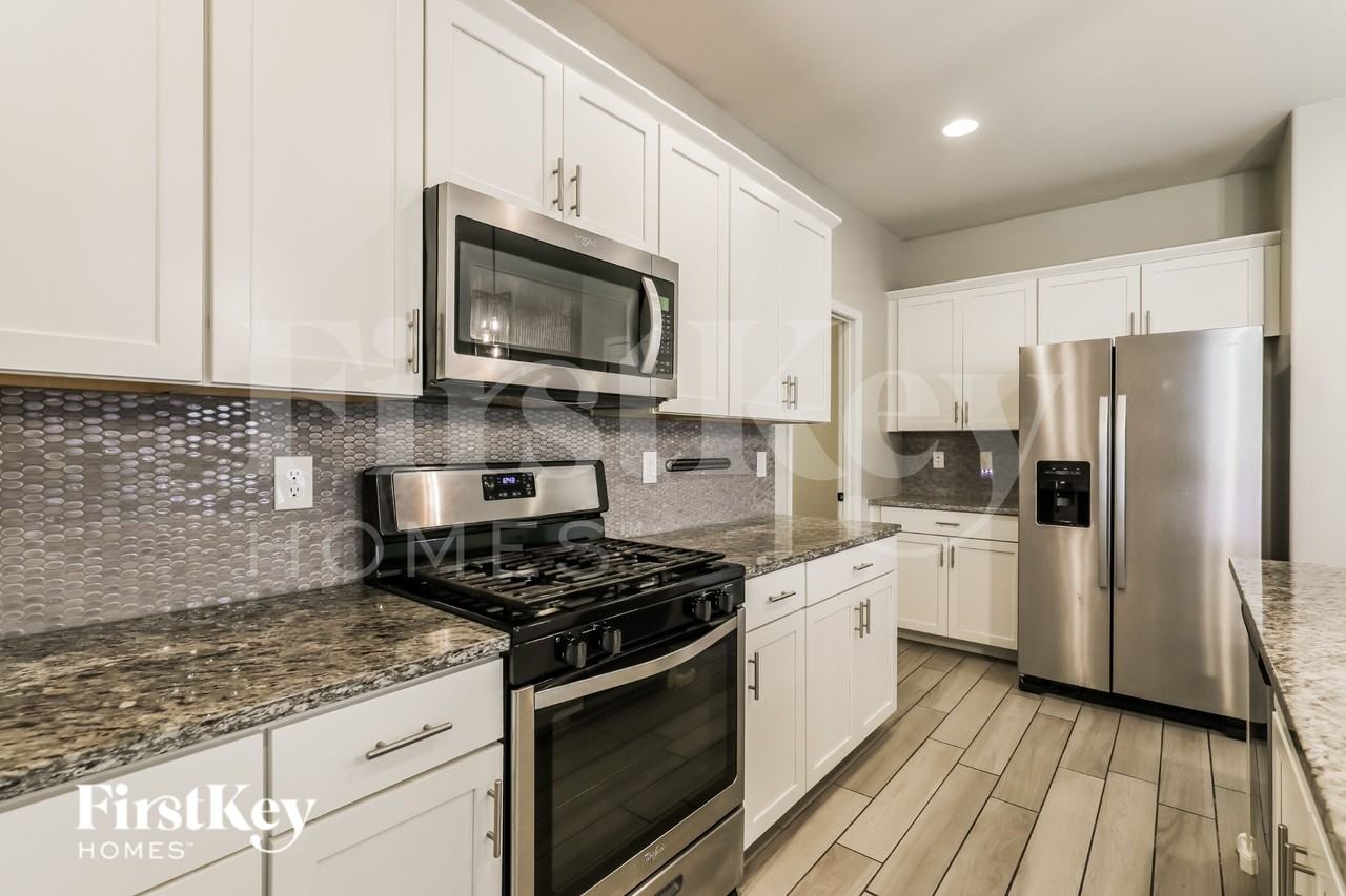 7436 S Via Plaza Del Maya - Photo 5 of 16