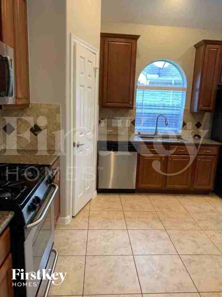 66 N Planchard Cir - Photo 4 of 12