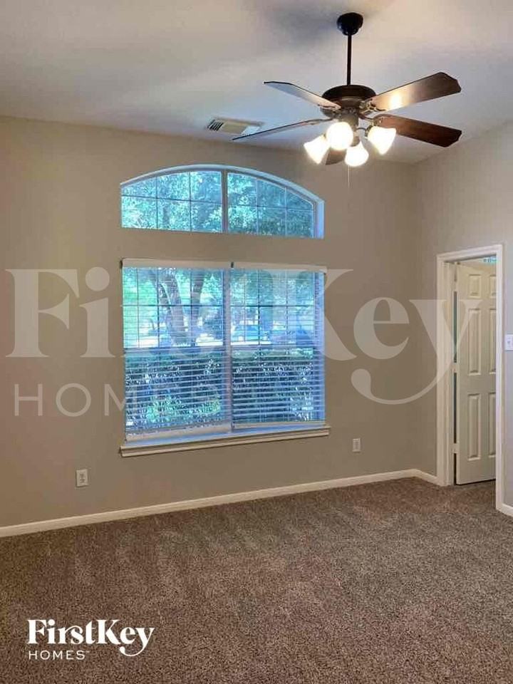 66 N Planchard Cir - Photo 5 of 12