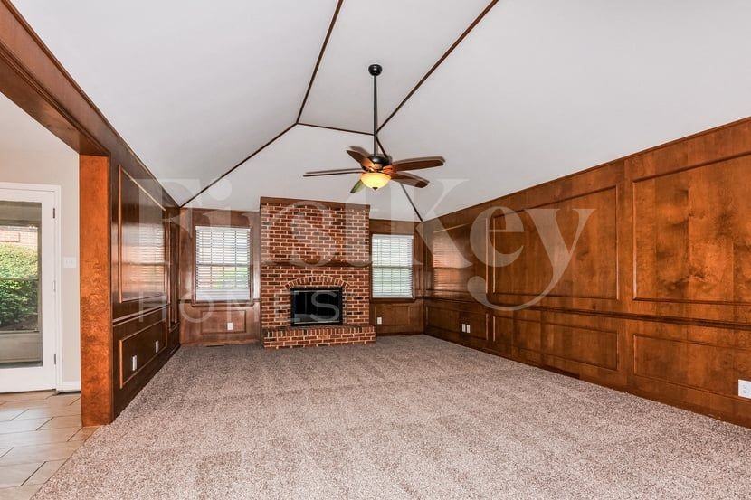 9777 Gerald Dr - Photo 3 of 15