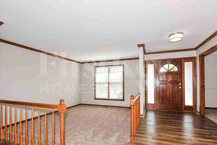 9777 Gerald Dr - Photo 5 of 15