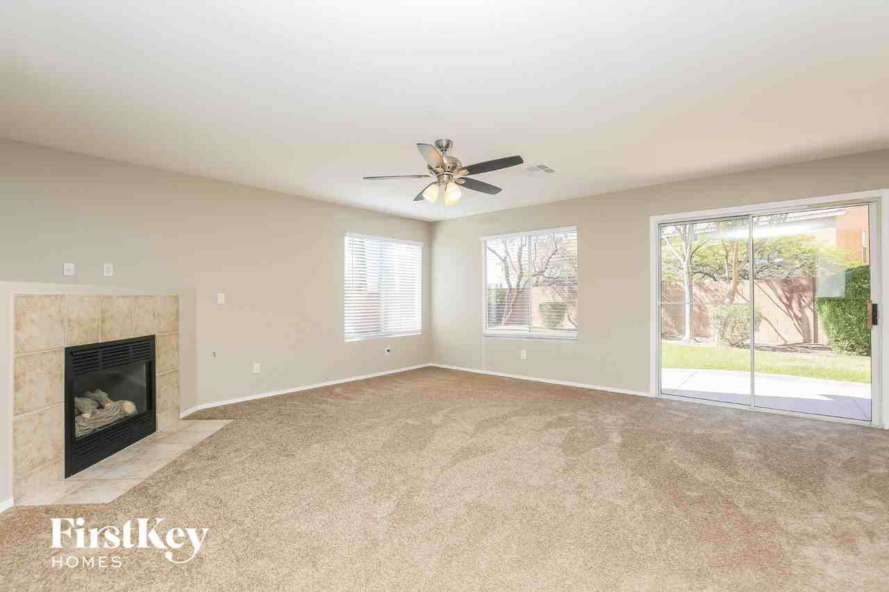 1605 Cider Ct - Photo 2 of 15