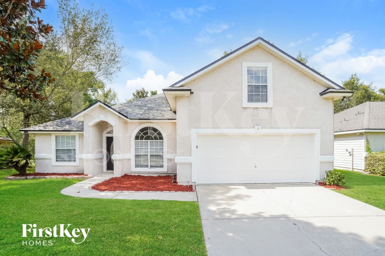 2388 Sophie Pl