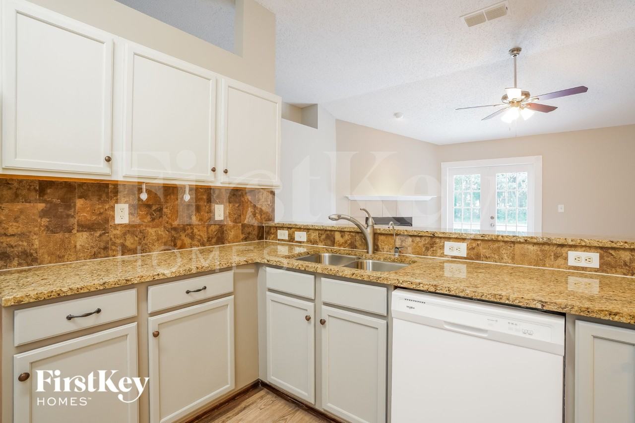 2388 Sophie Pl - Photo 7 of 17