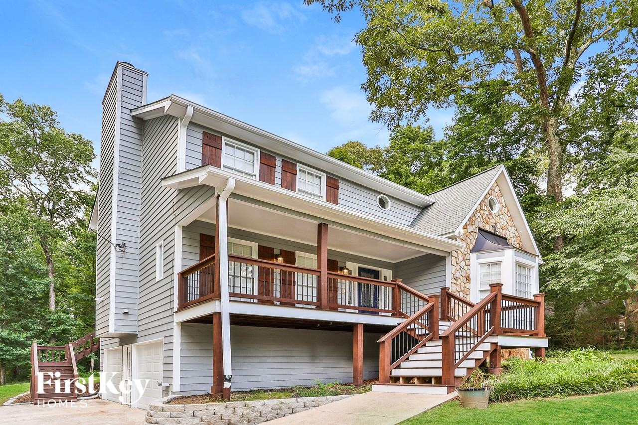 414 Indian Lake Ct - Photo 2 of 15
