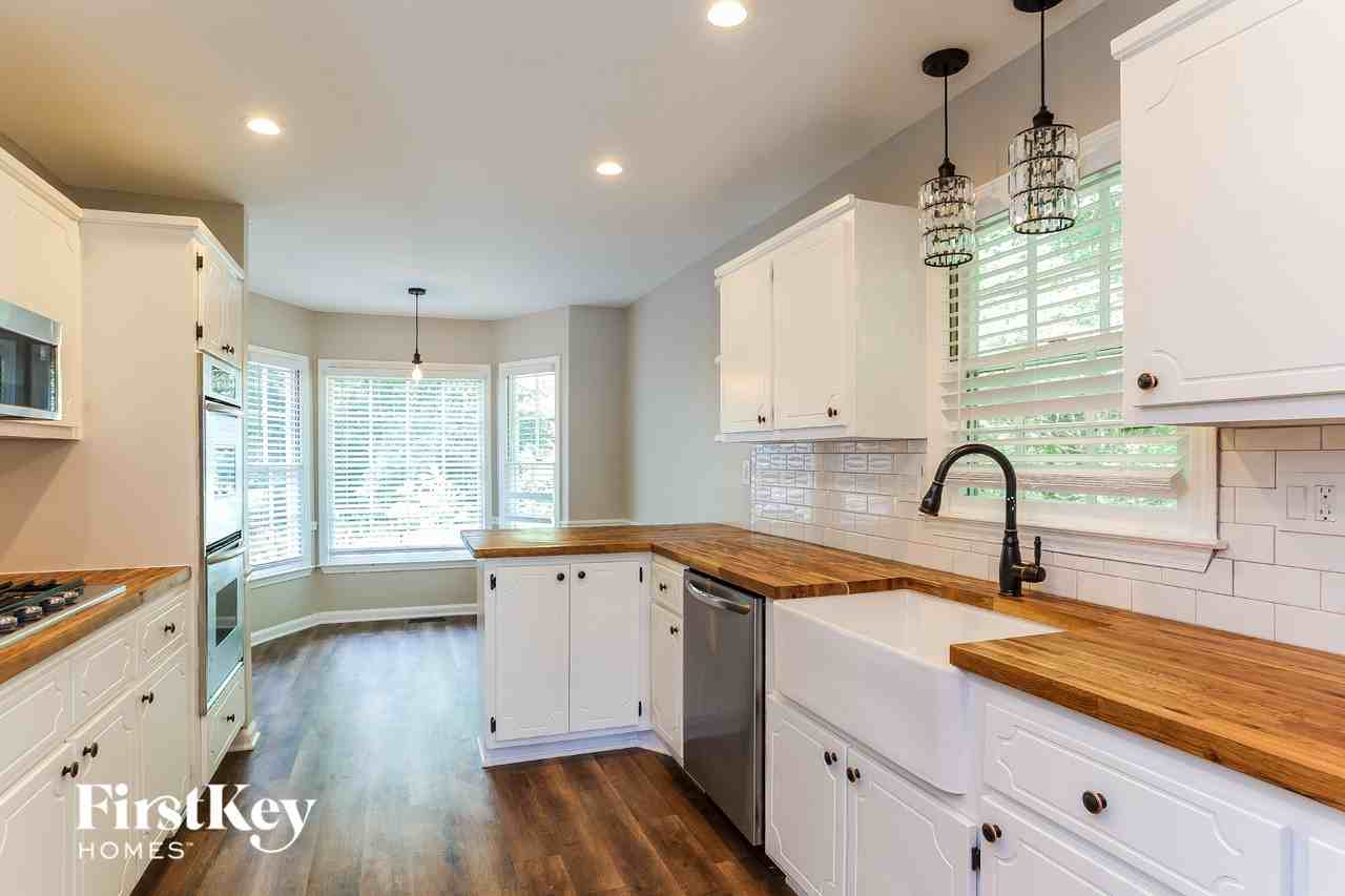 414 Indian Lake Ct - Photo 7 of 15