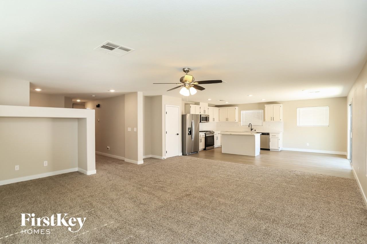 3336 Palatine Hills Ave - Photo 3 of 15