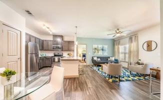 featured image of 4811 E Sam Houston Pkwy S