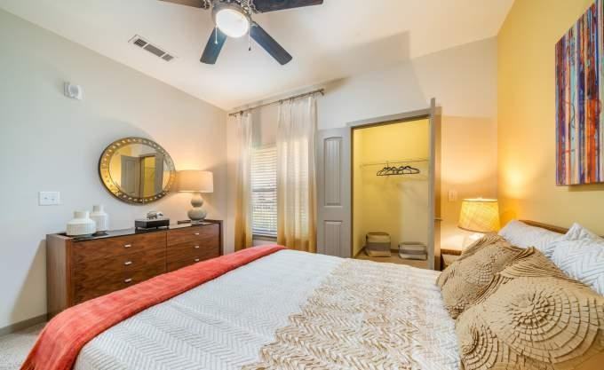 4811 E Sam Houston Pkwy S - Photo 7 of 10