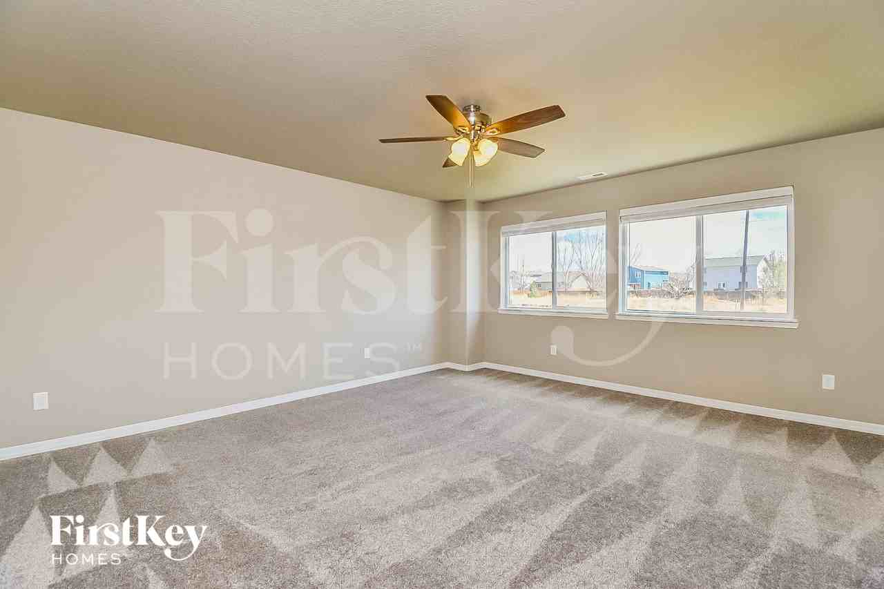 7687 Benecia Dr - Photo 6 of 15