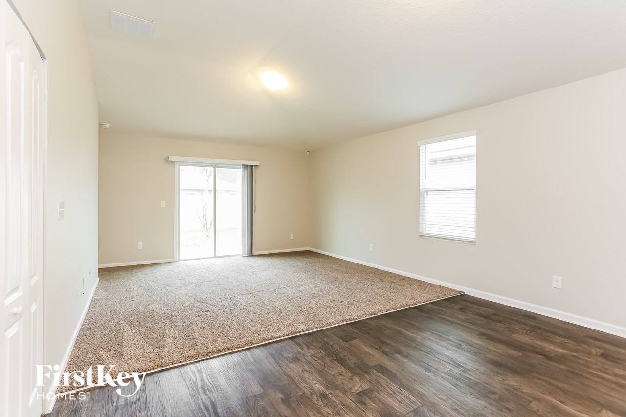 9023 Kipper Dr - Photo 3 of 15