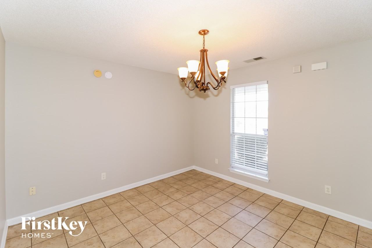 7063 Anisetree Dr - Photo 5 of 15