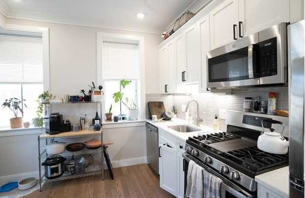 195 Porter St - Photo 5 of 10
