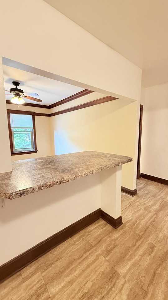 4453 W Dickens Ave - Photo 3 of 10