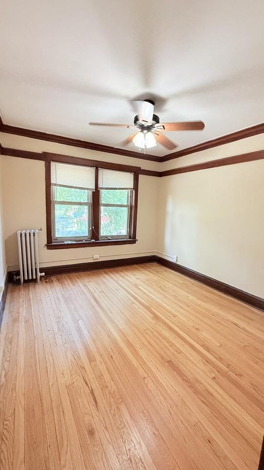 4453 W Dickens Ave - Photo 5 of 10