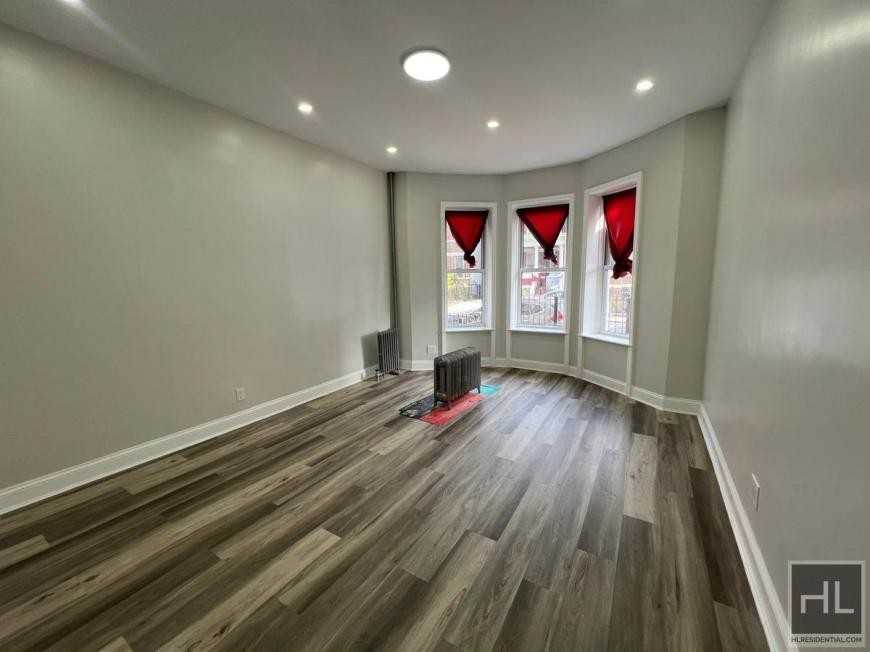 2311 Newkirk Ave - Photo 3 of 10