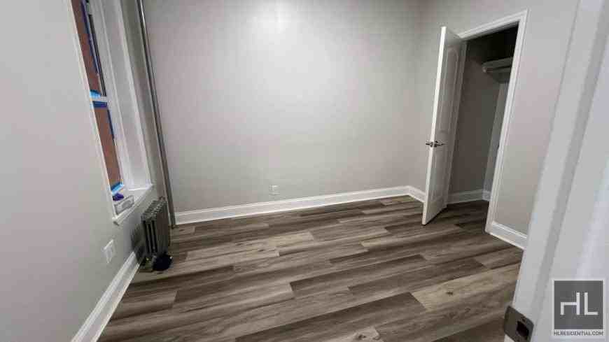 2311 Newkirk Ave - Photo 6 of 10