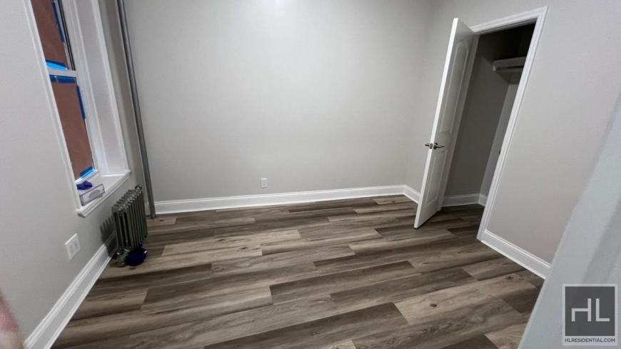 2311 Newkirk Ave - Photo 7 of 10