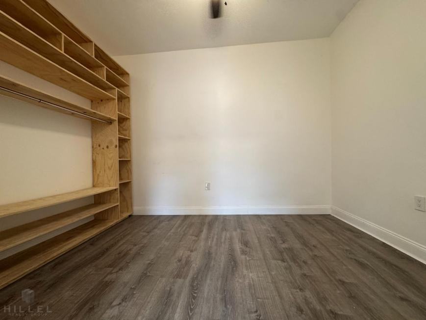 5656 Myrtle Ave - Photo 4 of 6