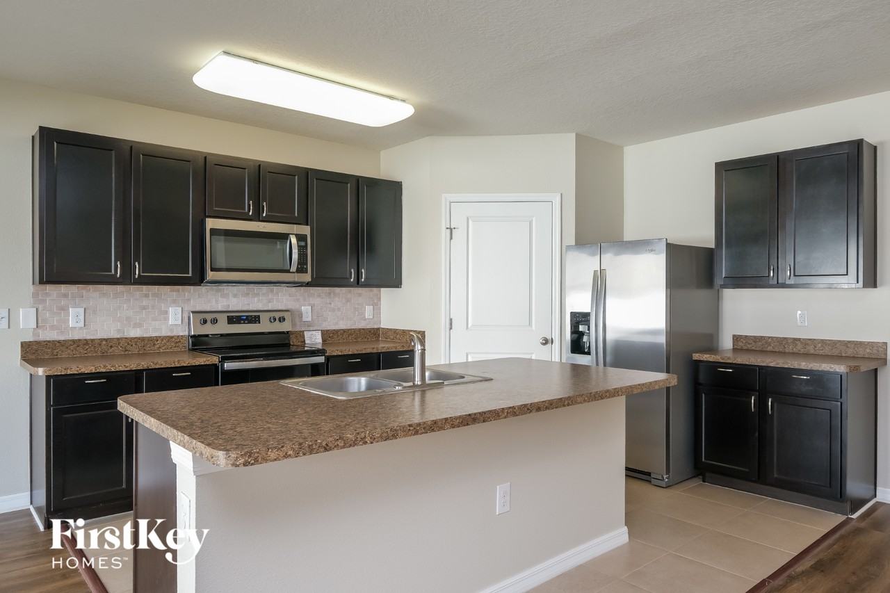 36051 Carriage Pine Ct - Photo 6 of 15