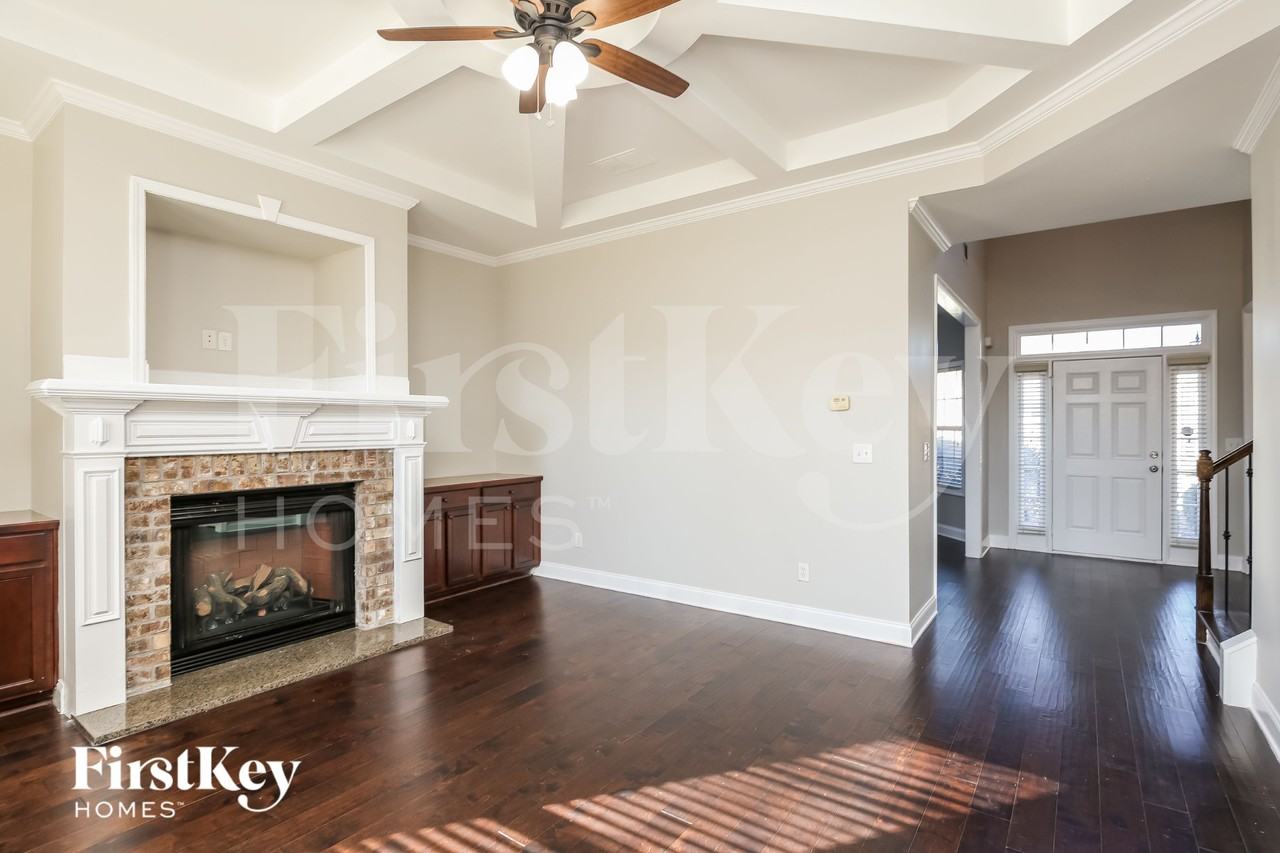 2545 Mossy Rock Pl - Photo 2 of 18