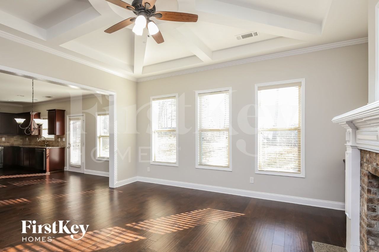 2545 Mossy Rock Pl - Photo 3 of 18
