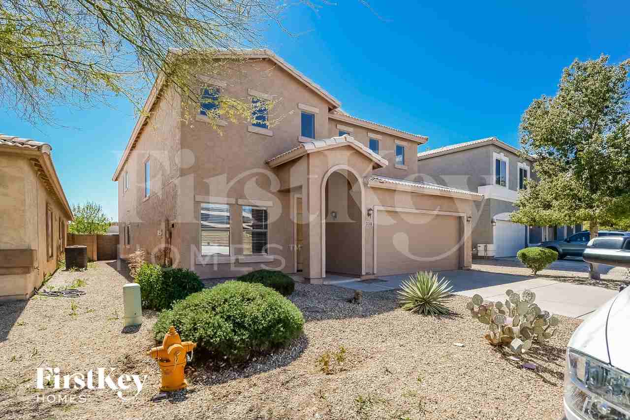 239 E Saddle Way - Photo 2 of 15