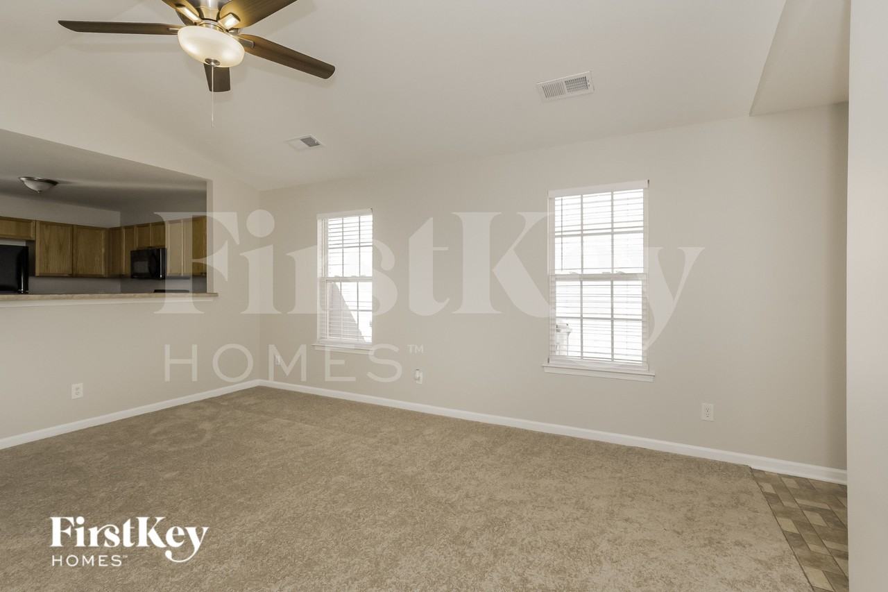 5716 Henderson Oaks Dr - Photo 6 of 18