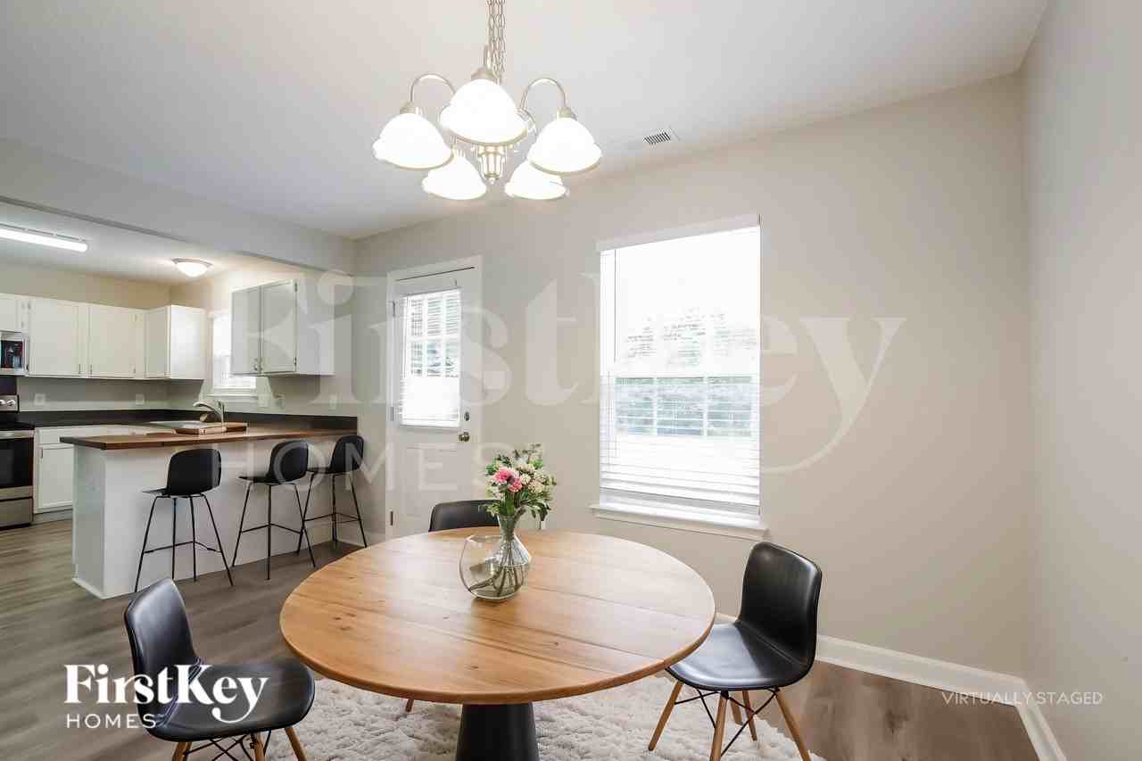 2819 Rosemeade Dr - Photo 7 of 18