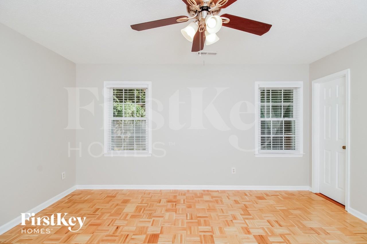 5807 Running Ridge Rd - Photo 7 of 16