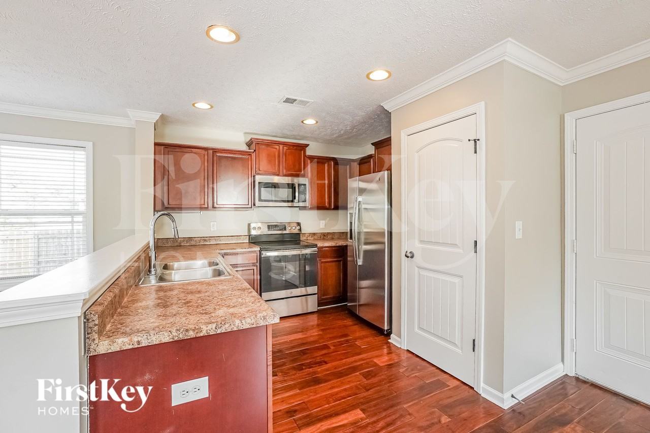 1309 Loren Cir - Photo 6 of 16